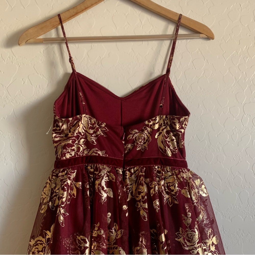 NEW Jewel Badgley Mischka Metallic Floral Tiered Tulle Cocktail Dress in Wine - Picture 8 of 10